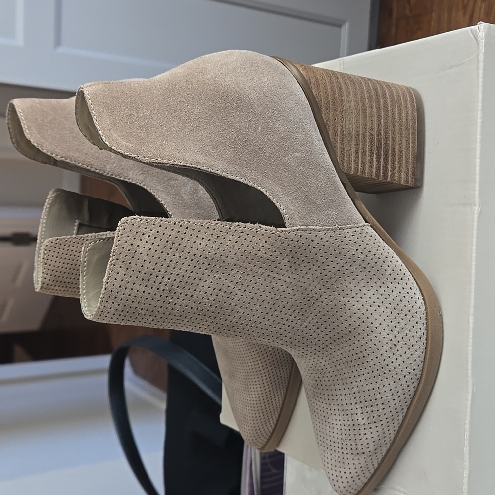 Women's Light Gray Perforated Ankle Booties